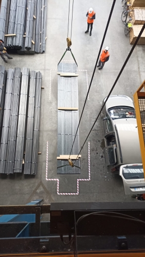 Virtual marking of crane suspended loads